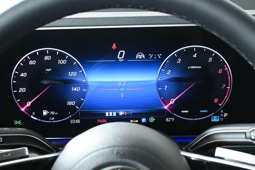 New 2026 MANUFAKTUR Moonlight White Magno Mercedes-Benz GLE 450 image 19