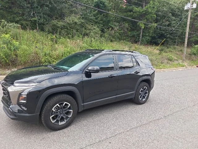 Used 2025 Mosaic Black Metallic Chevrolet ACTIV image 6