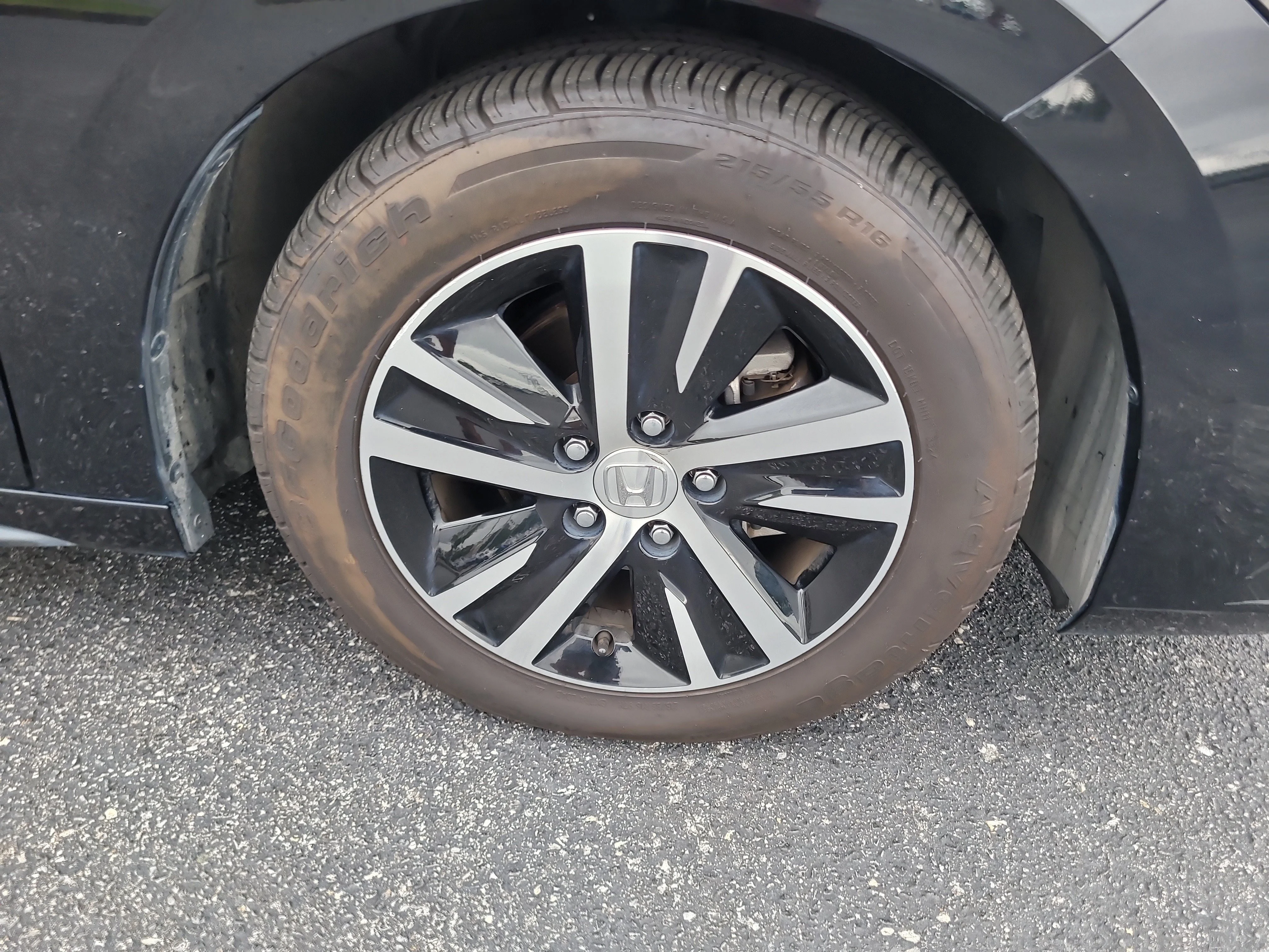 Used 2022  Honda LX image 9