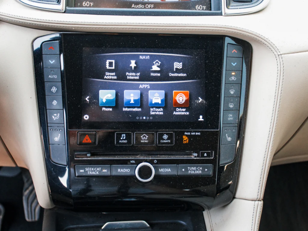 Used 2019 Graphite Shadow INFINITI ESSENTIAL image 18