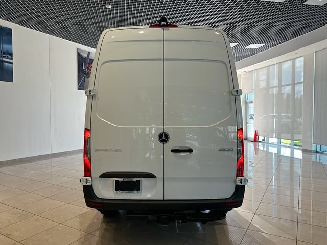 New 2026 Arctic White Mercedes-Benz Cargo 144 WB image 34
