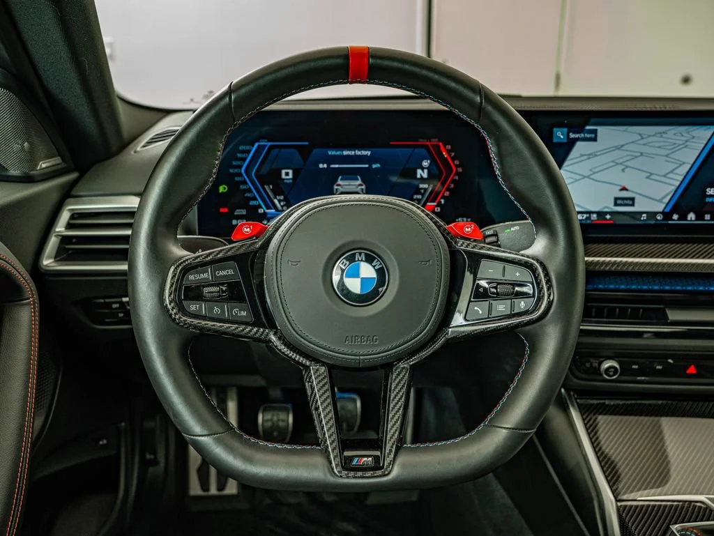 Used 2025 Alpine White BMW  image 29