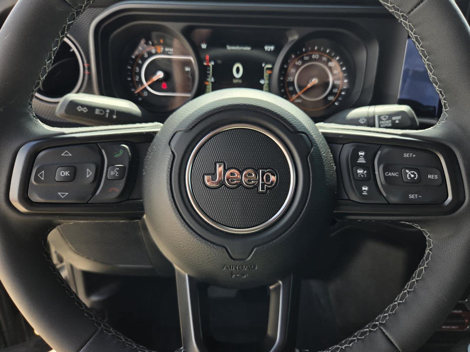 New 2026 Granite Crystal Metallic Clearcoat Jeep Rubicon image 15