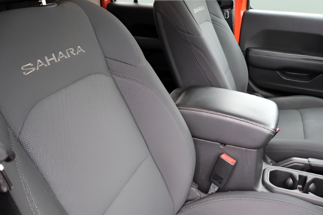 Used 2020 Orange Jeep Unlimited Sahara image 19