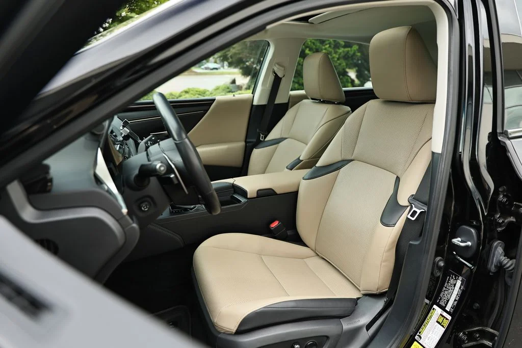 Used 2021 Obsidian Lexus 350 image 18