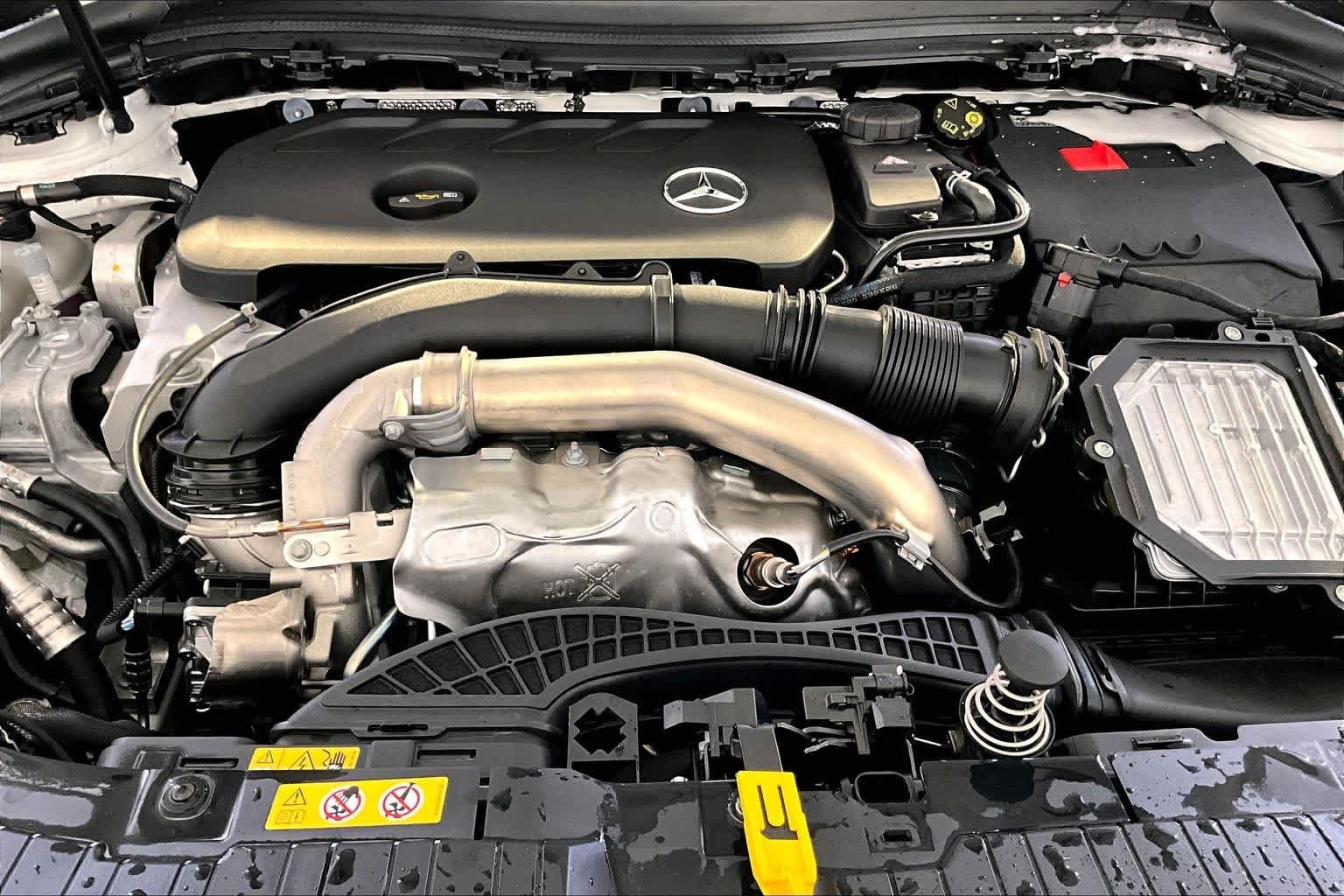 New 2026 Polar White Mercedes-Benz GLA 250 image 14