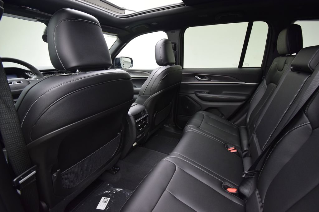2025 Jeep Grand Cherokee Limited - Photo 25