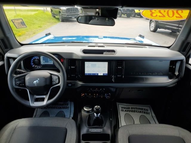 Used 2023 Blue Ford Base image 17