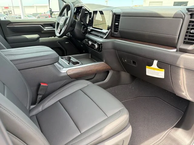 2026 GMC Sierra 2500HD SLT - Photo 21