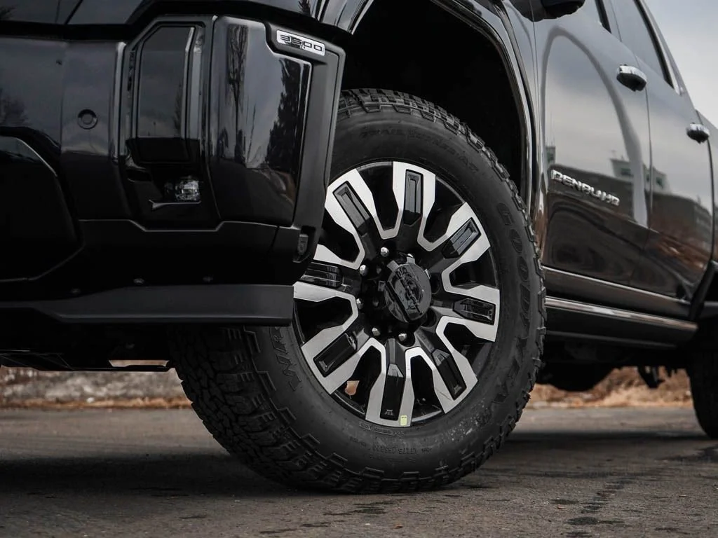 New 2026 Titanium Rush Metallic GMC Denali Ultimate image 5