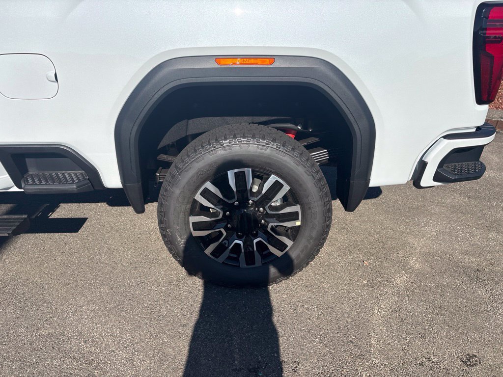 2026 GMC Sierra 2500HD Denali Ultimate - Photo 9