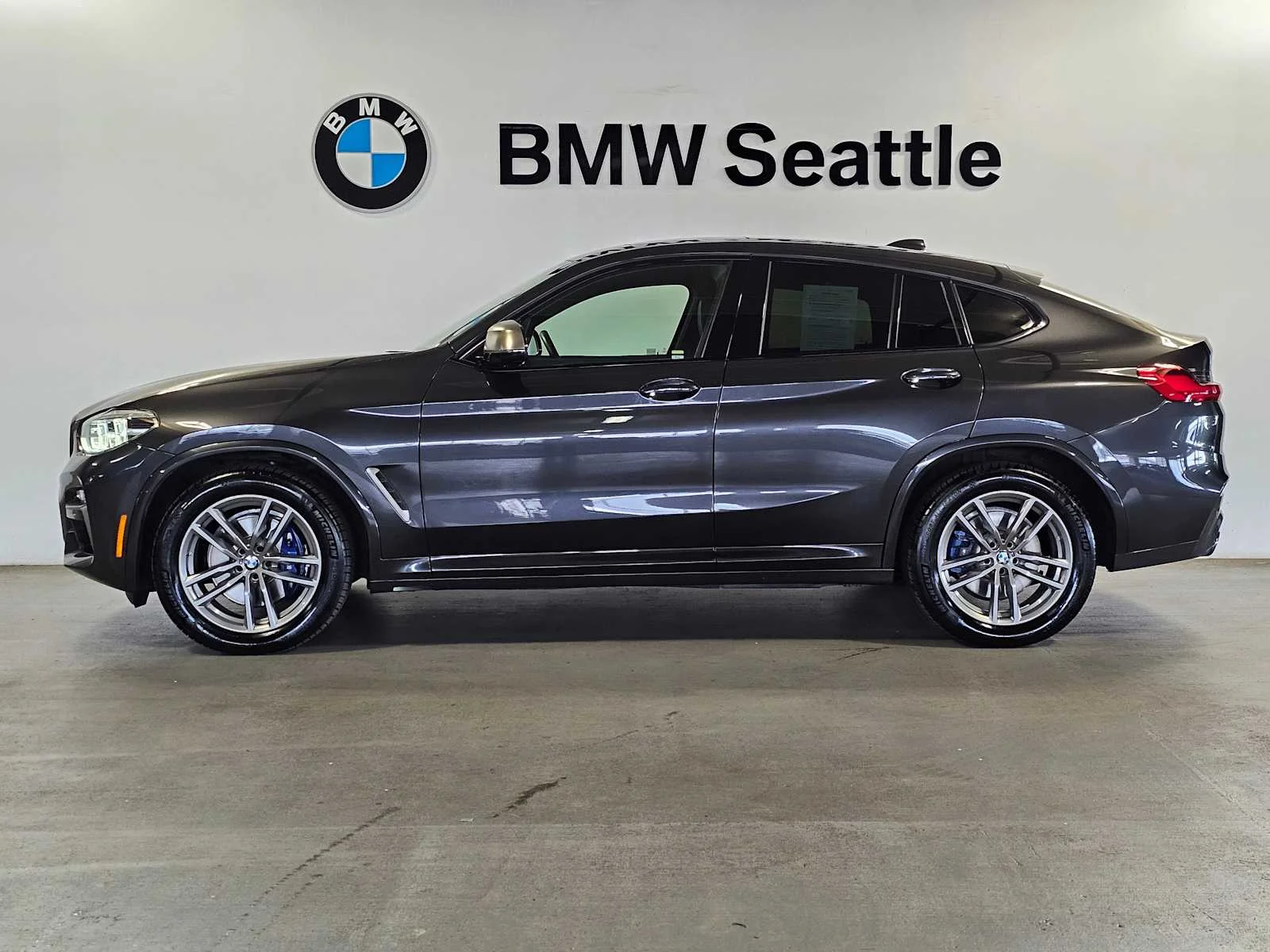 Used 2019 Dark Graphite Metallic BMW M40i image 3