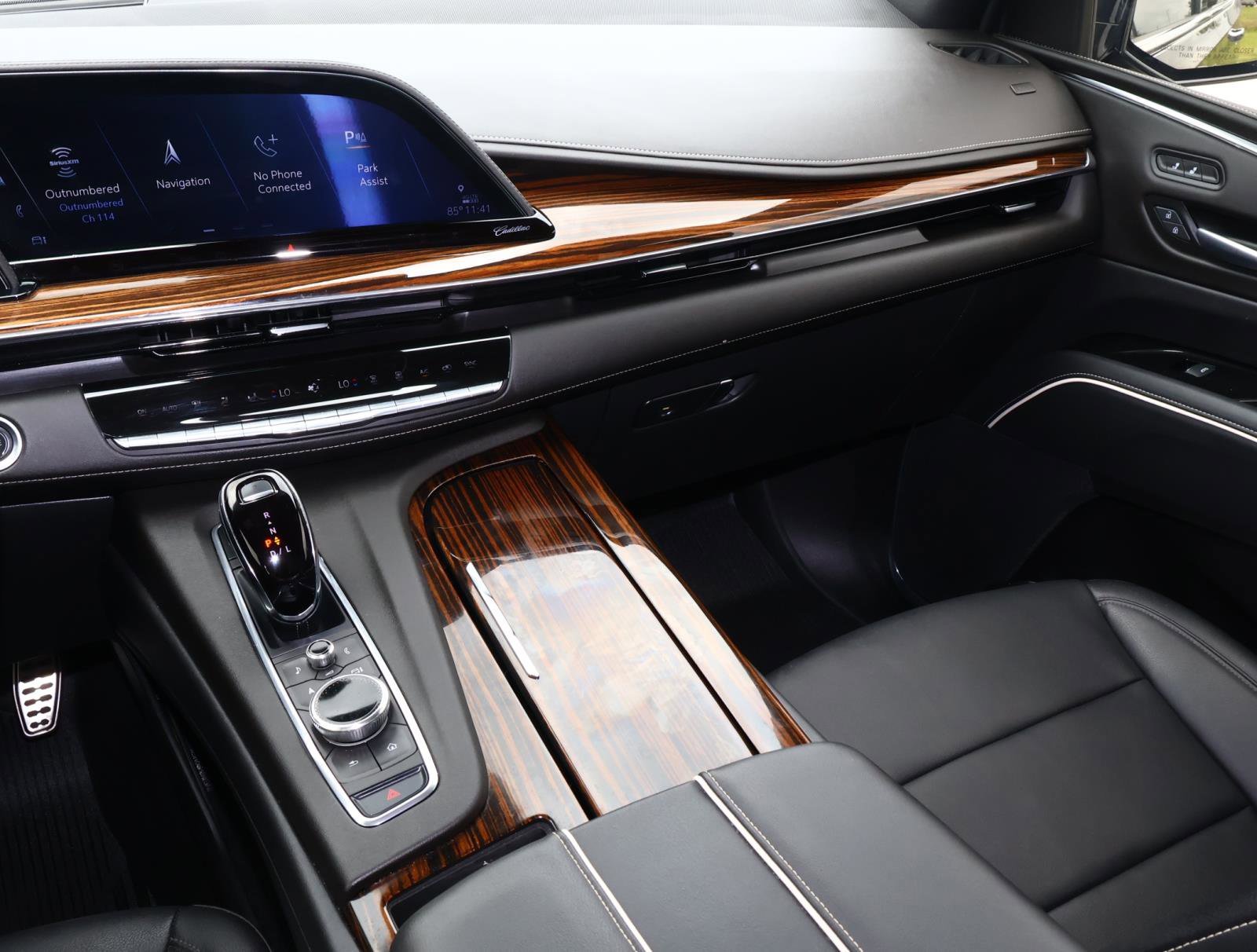 2023 Cadillac Escalade Luxury - Photo 15