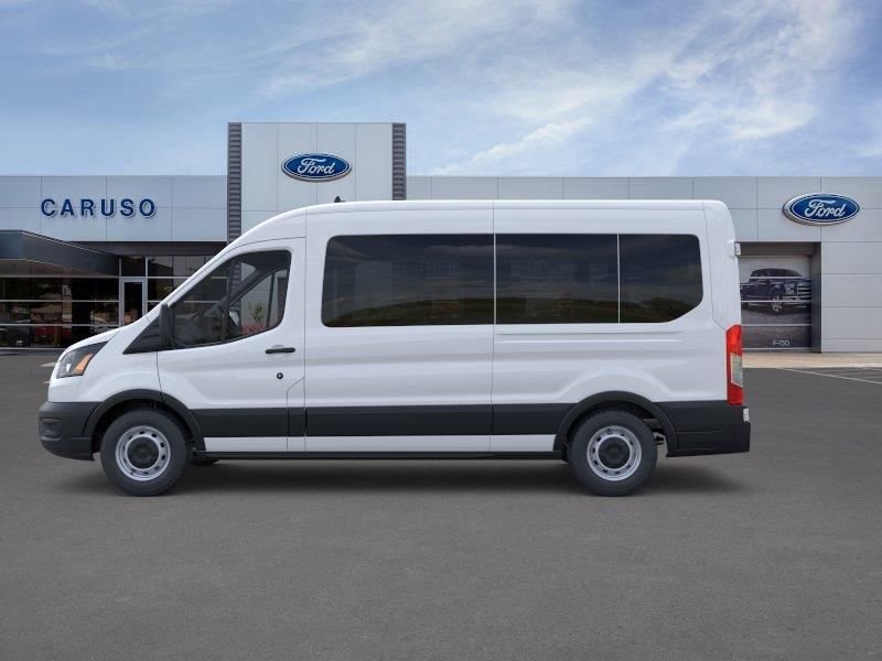 New 2026 Oxford White Ford Passenger Van XL image 3