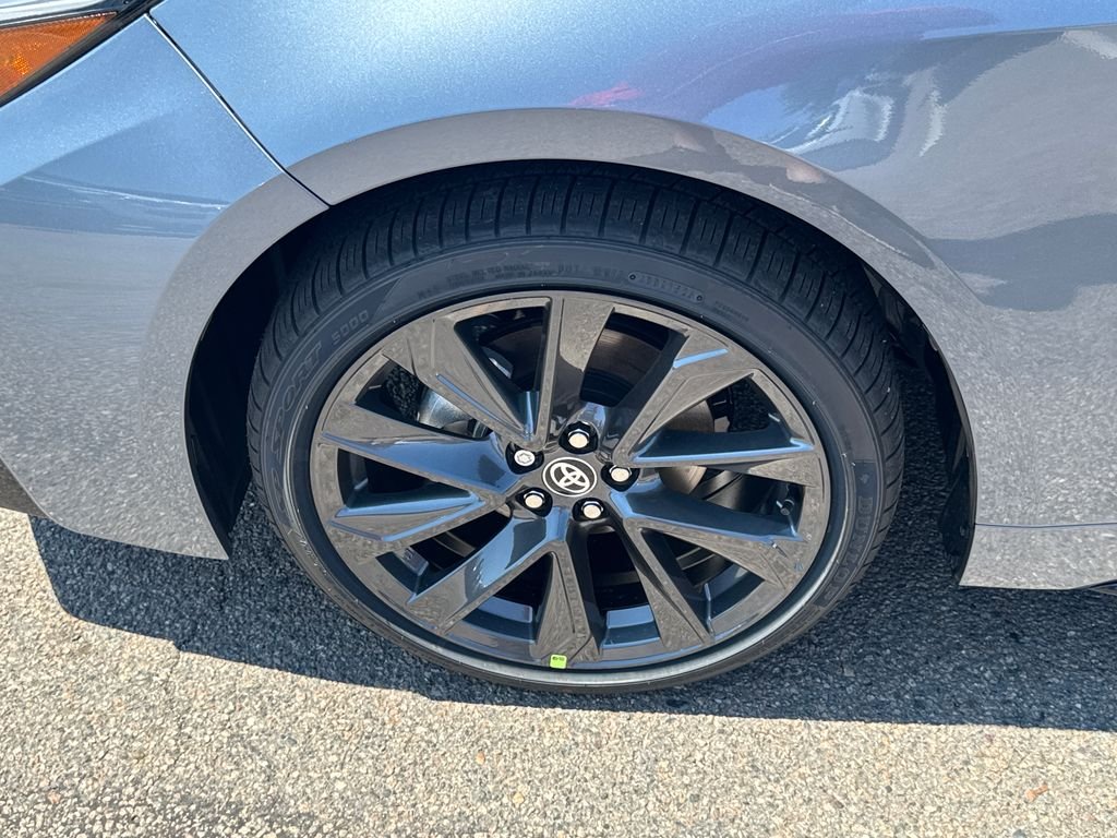 New 2026 Celestite with Midnight Black Metallic roof Toyota XSE image 36