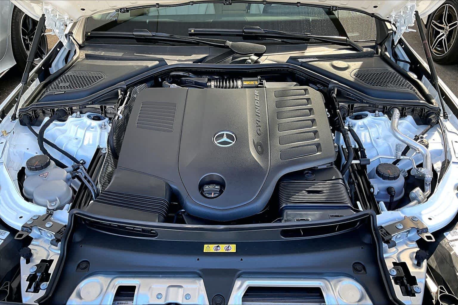 New 2026 Polar White Mercedes-Benz E 450 image 18