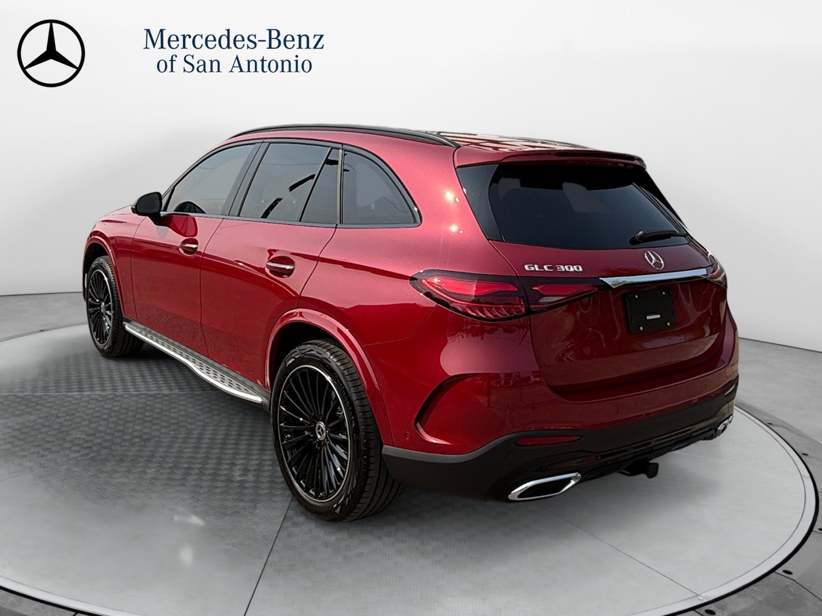 New 2027 MANUFAKTUR Patagonia Red Metallic Mercedes-Benz GLC 300 image 5