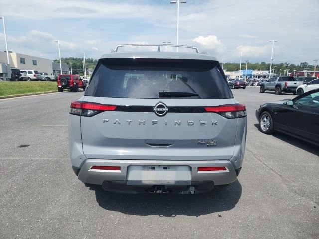 Used 2022 Gray Nissan Platinum image 6