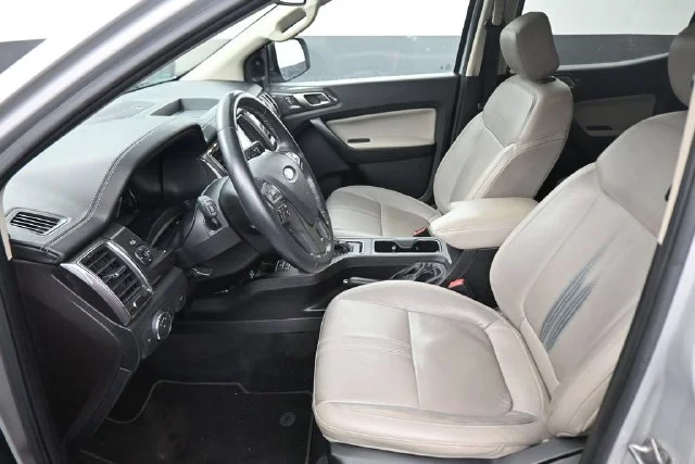 Used 2019 Silver Ford Lariat image 22