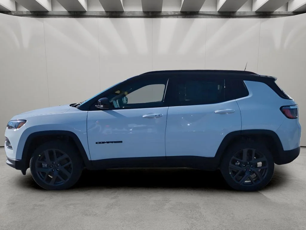 New 2026 Bright White Clear-Coat Exterior Paint Jeep Limited Altitude image 2
