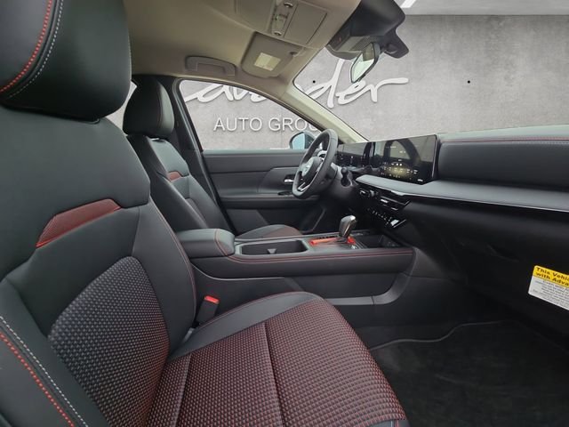 New 2026 Scarlet Ember Tintcoat Nissan SR image 24
