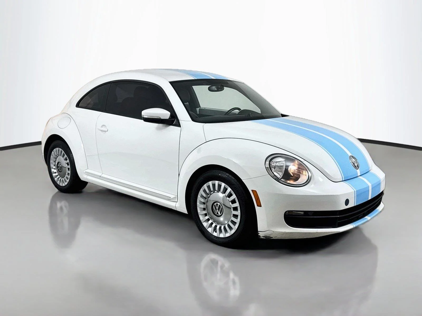 Used 2013 Candy White Volkswagen 2.5L image 6