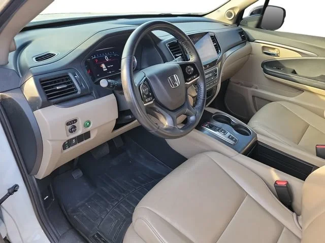 Used 2021 White Honda EX-L image 6
