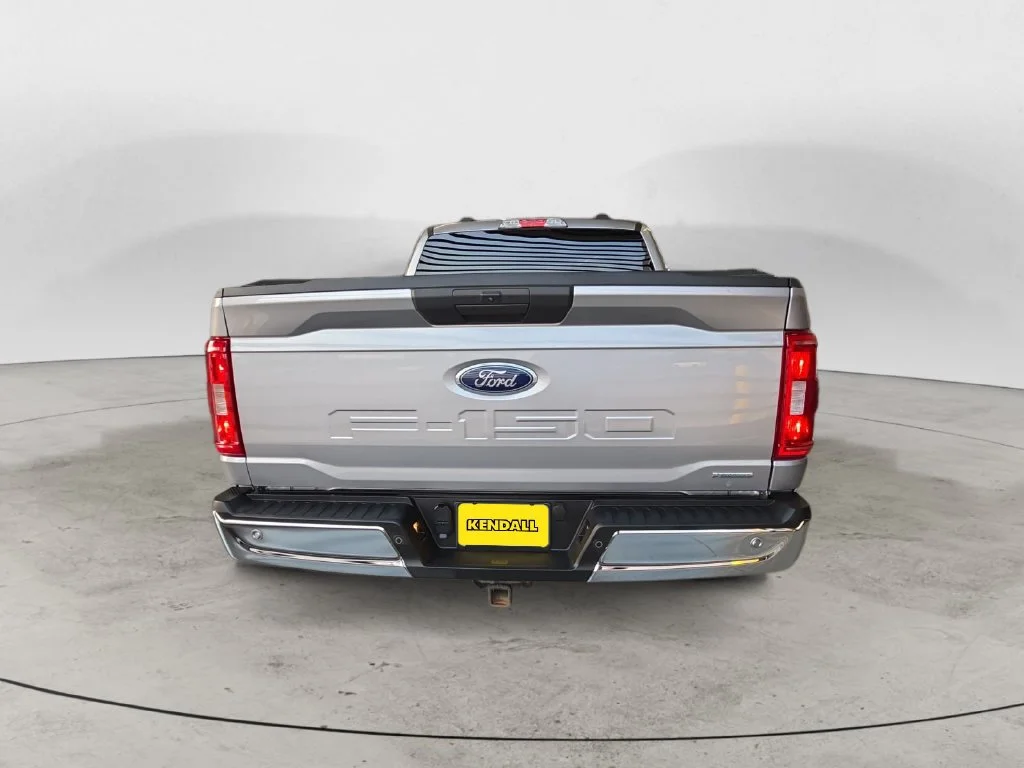Used 2021 Silver Ford XLT image 6