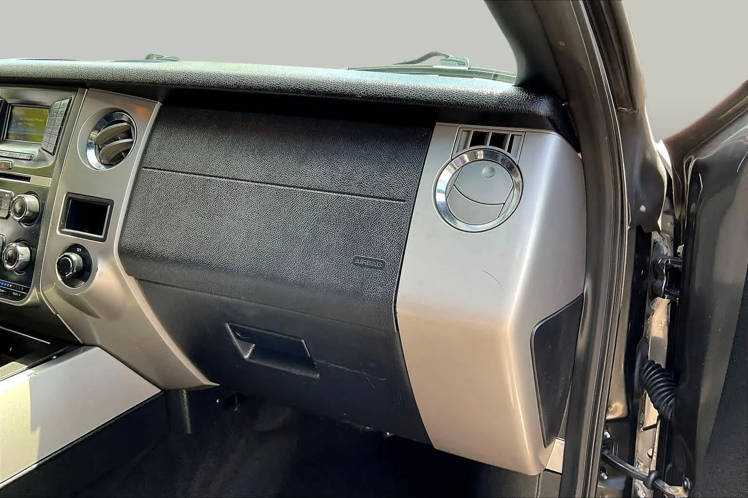 Used 2017 Magnetic Ford XLT image 19