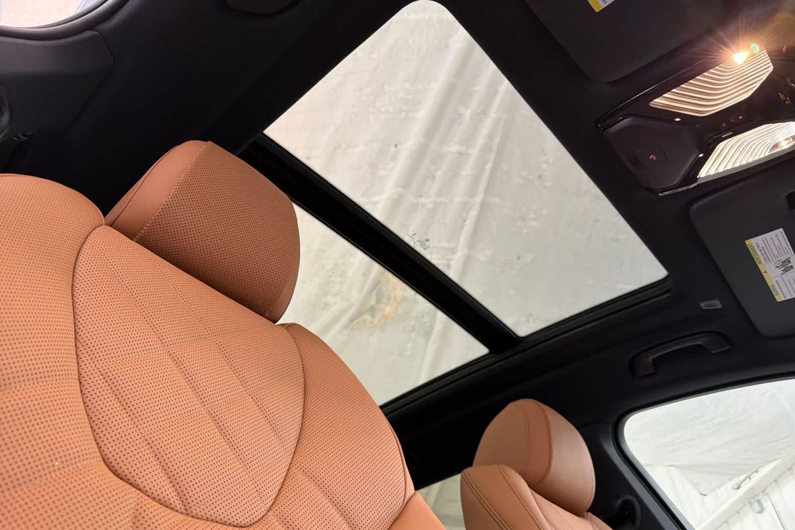 New 2026 Skyscraper Grey Metallic BMW xDrive40i image 17