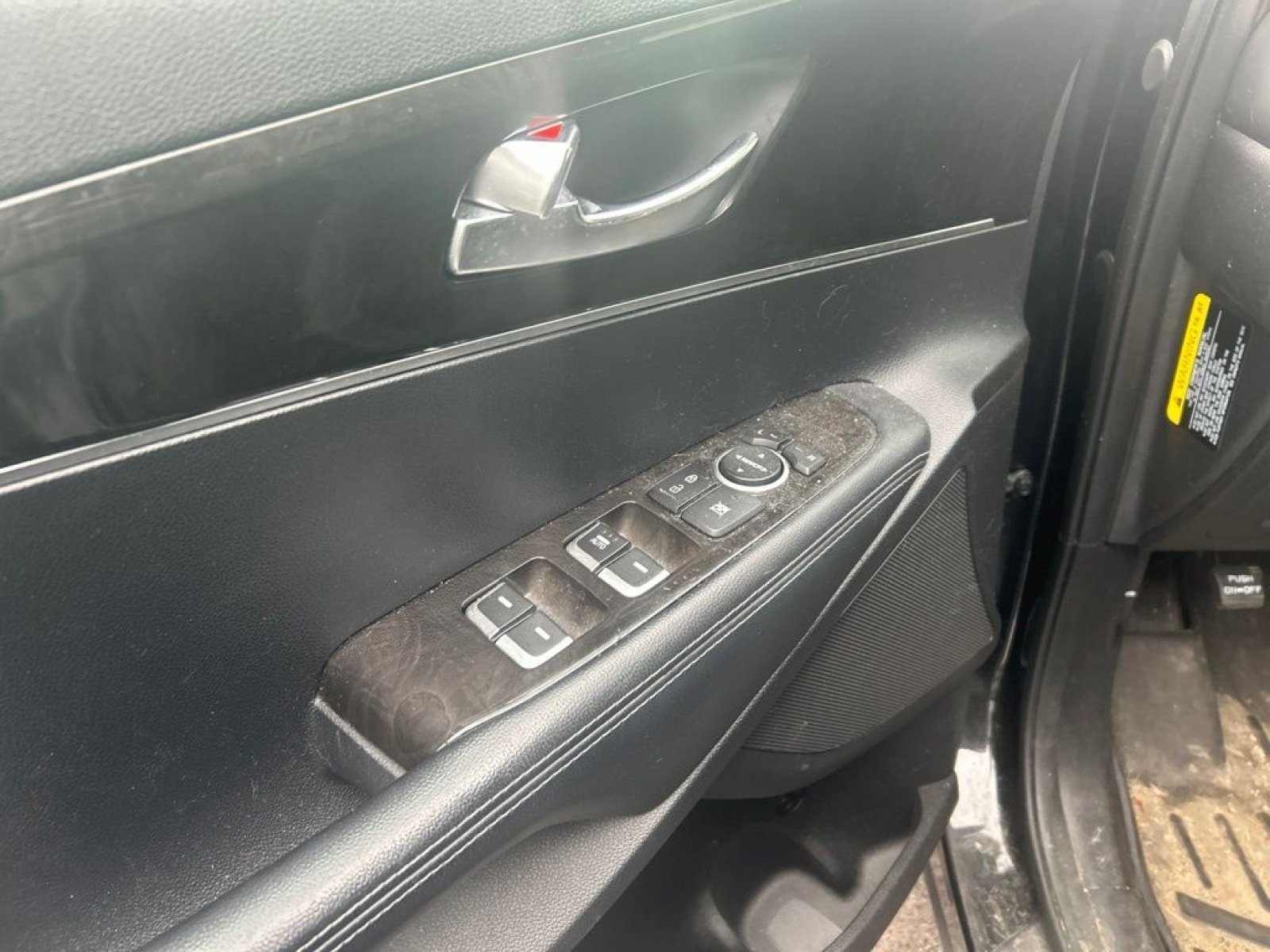 Used 2016 Ebony Black Kia LX image 5