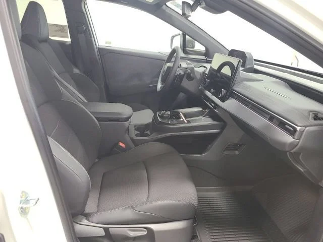 2026 Toyota C-HR SE - Photo 9