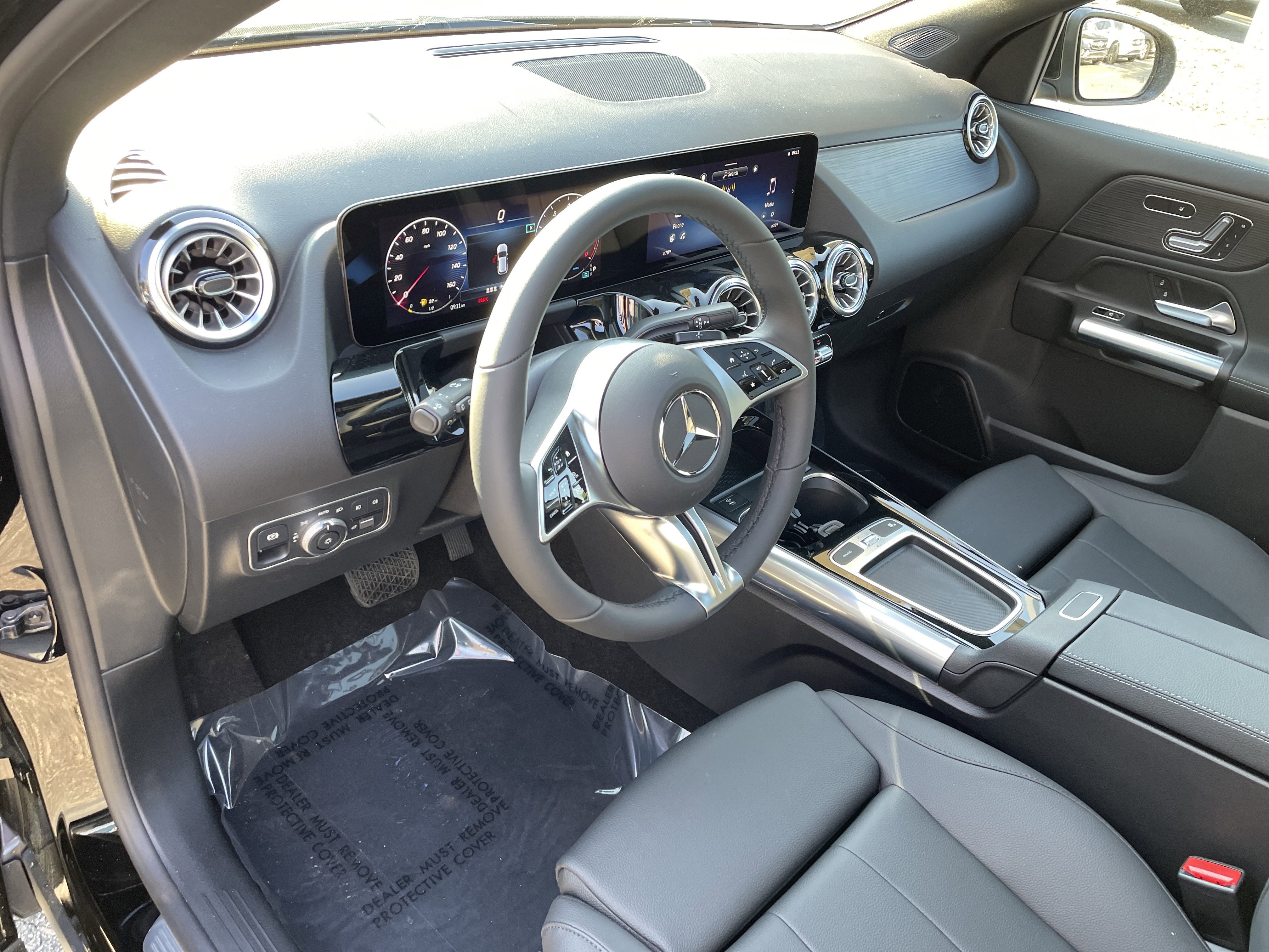 New 2026 Night Black Mercedes-Benz GLA 250 SUV image 17