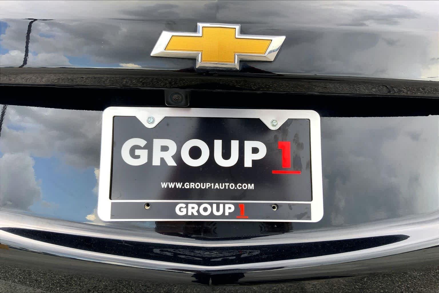Used 2024 Mosaic Black Metallic Chevrolet LT image 10