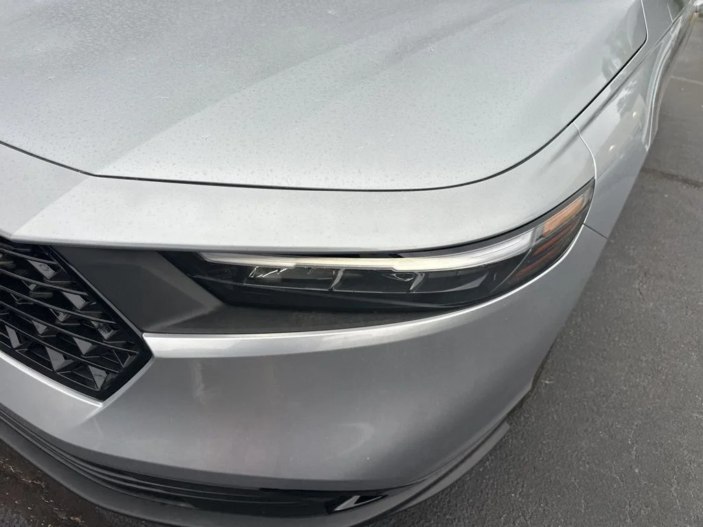 New 2026 Solar Silver Metallic Honda SE image 9