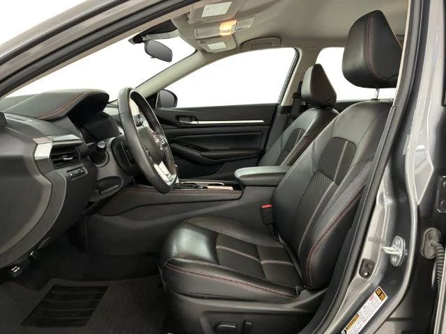 Certified Used 2024 Gray Nissan SR FWD image 12