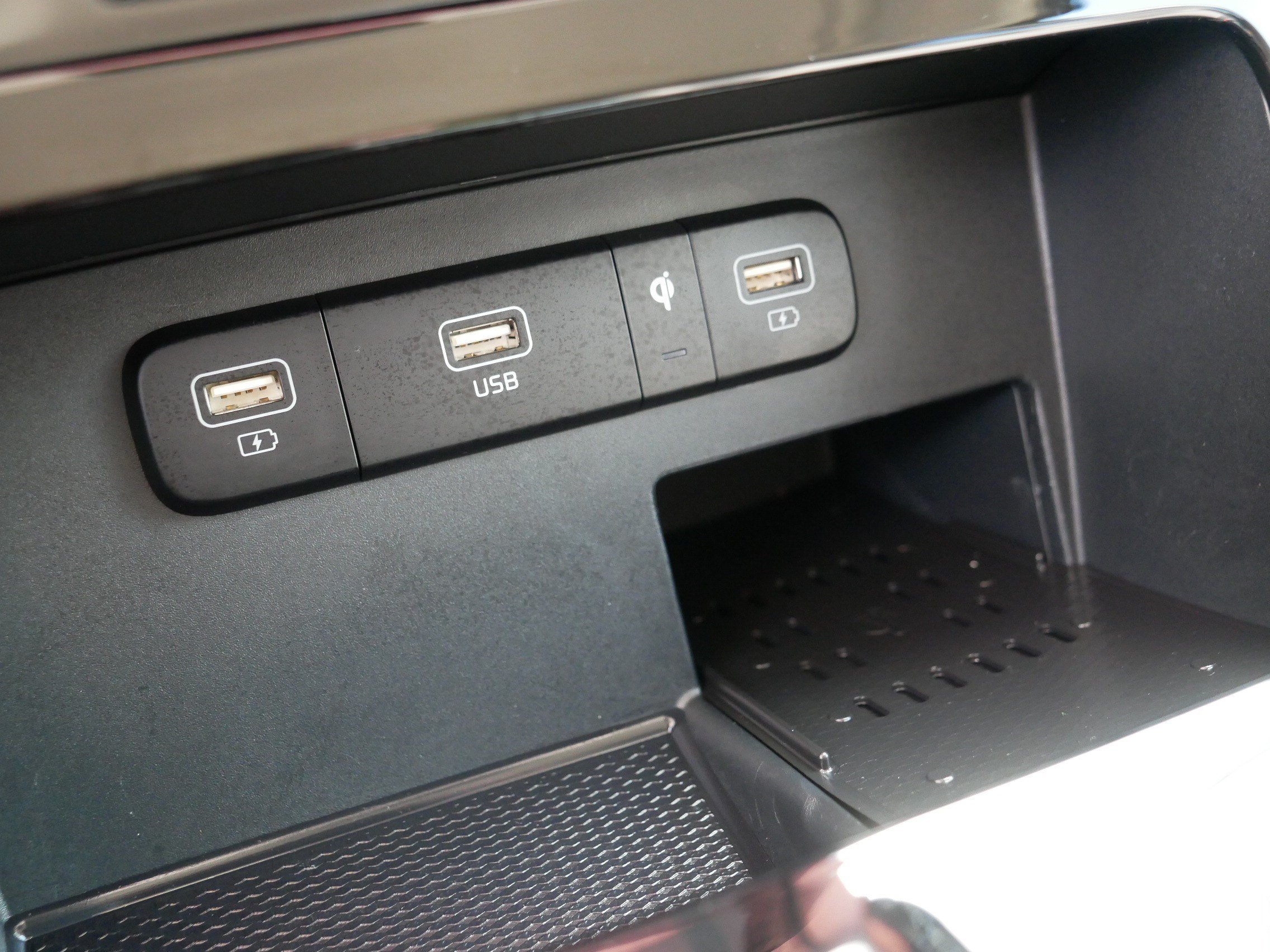 Certified Used 2023 Aurora Black Pearl Kia EX image 33