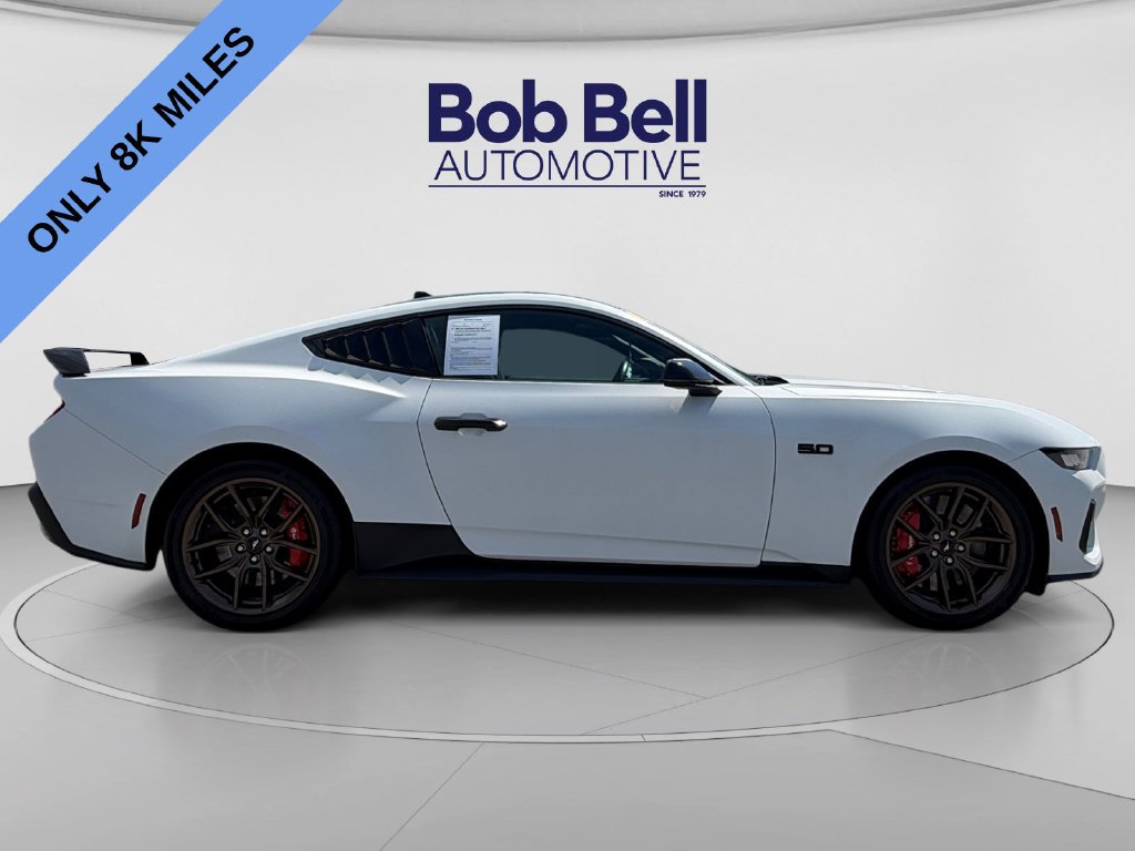 Used 2025 Oxford White Ford GT Premium image 8