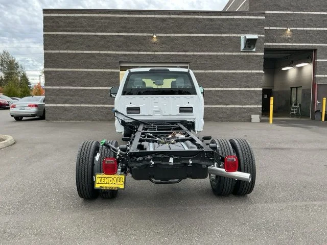 New 2026 Oxford White Ford XL image 5