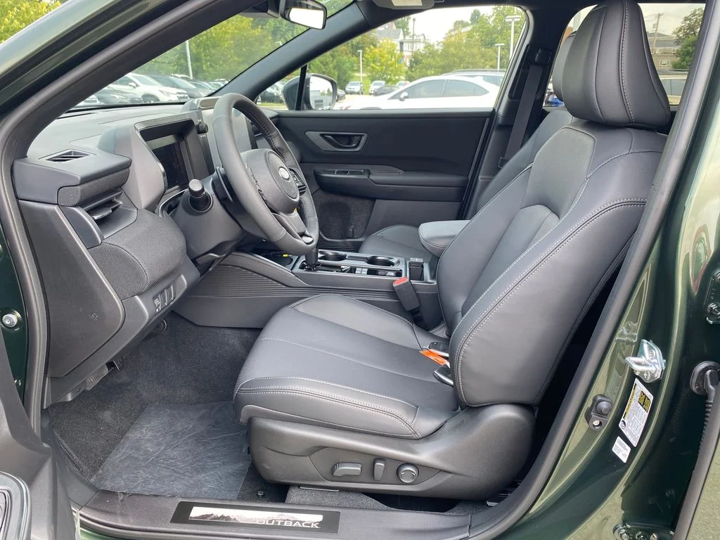 New 2026 DEEP EMERALD GREEN PEARL Subaru Limited image 7