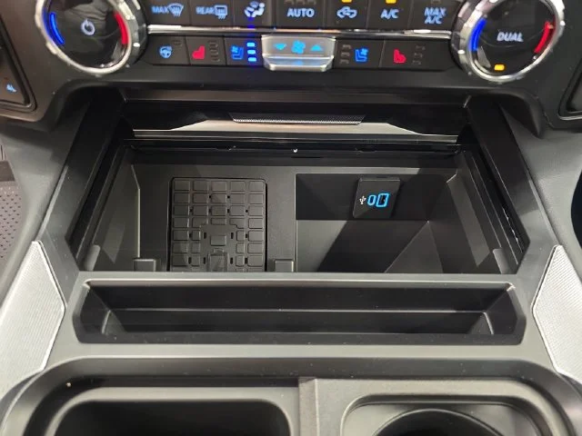 New 2026 Star White Metallic Tri-Coat Ford F-250® Platinum® image 37