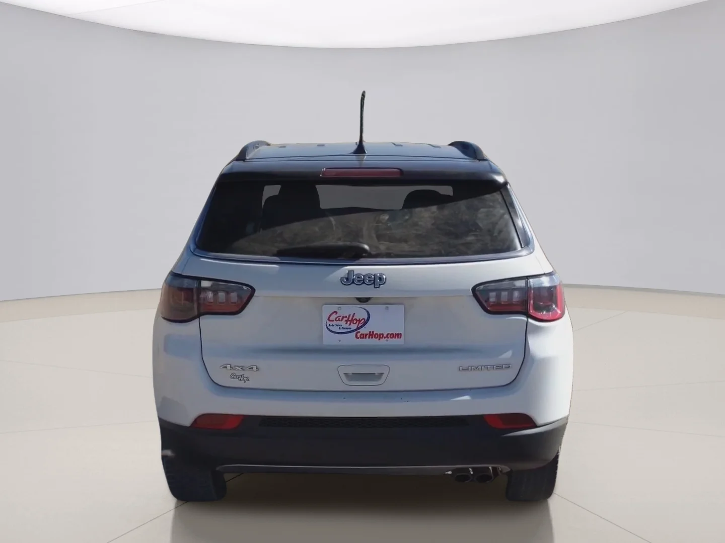Used 2018 White Jeep LIMITED image 4
