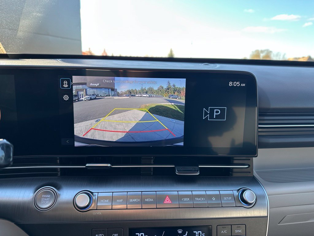 2024 Hyundai Kona SEL - Photo 17