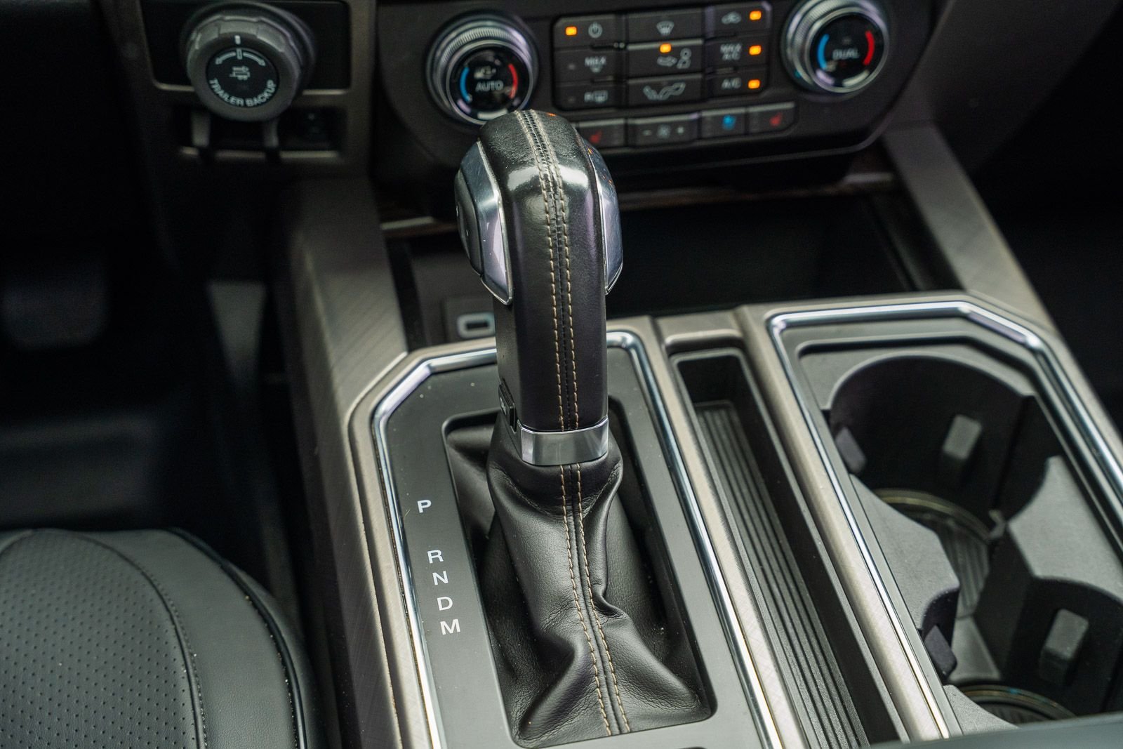 Used 2018 Blue Ford Limited image 46