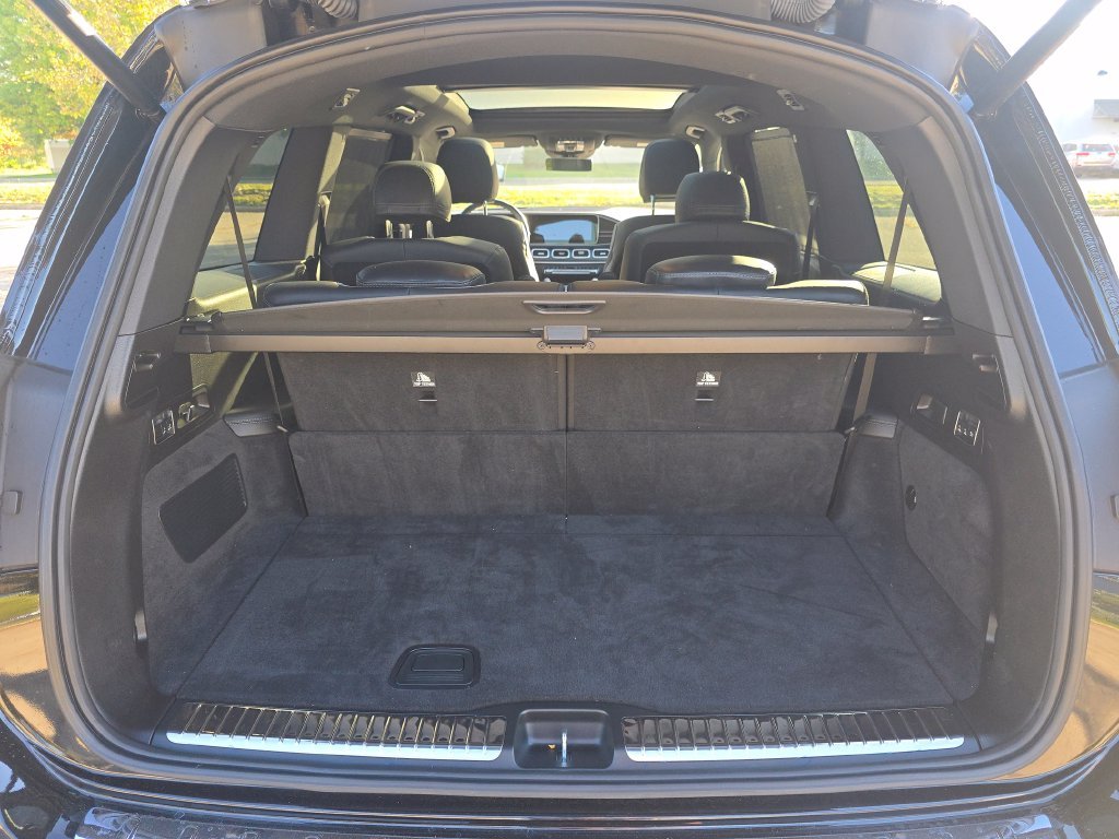Certified Used 2023 Black Mercedes-Benz GLS 450 image 17