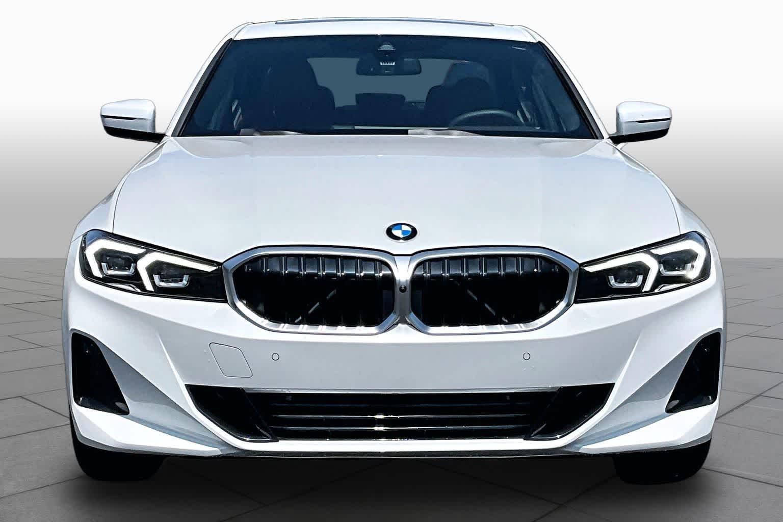 Certified Used 2025 Mineral White Metallic BMW 330i image 3