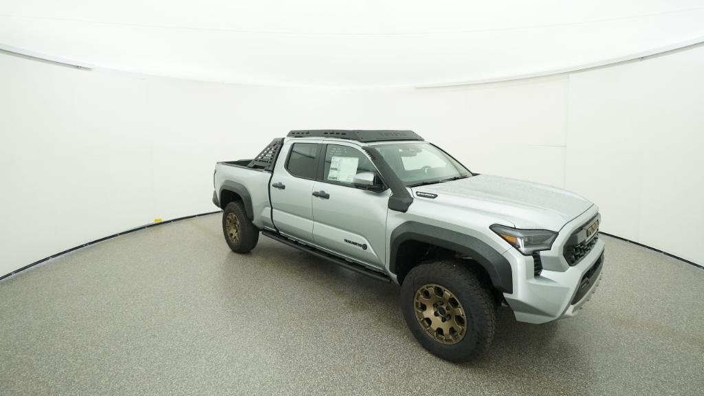 New 2026 Celestial Silver Metallic Toyota Trailhunter image 10