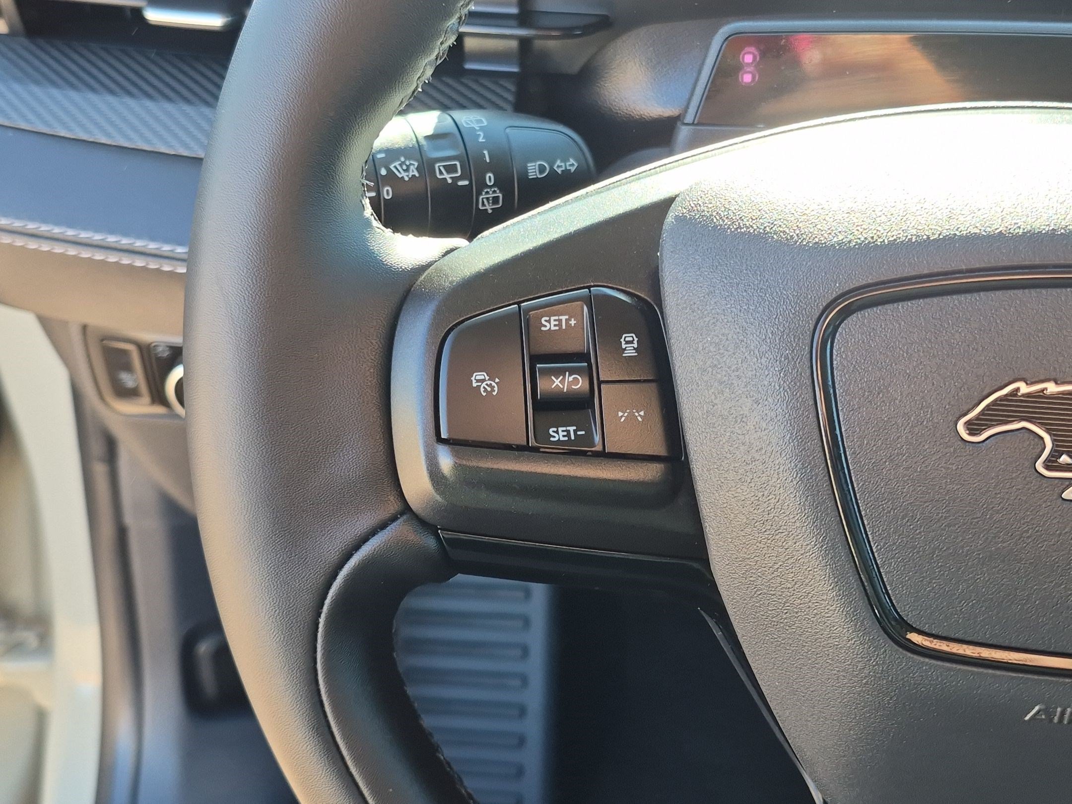Certified Used 2025 Beige Ford Select image 17