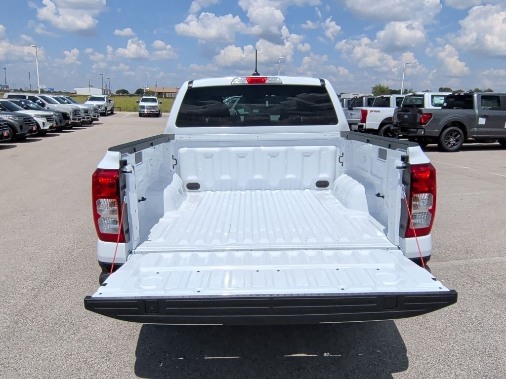 New 2026 Oxford White Ford XL image 33