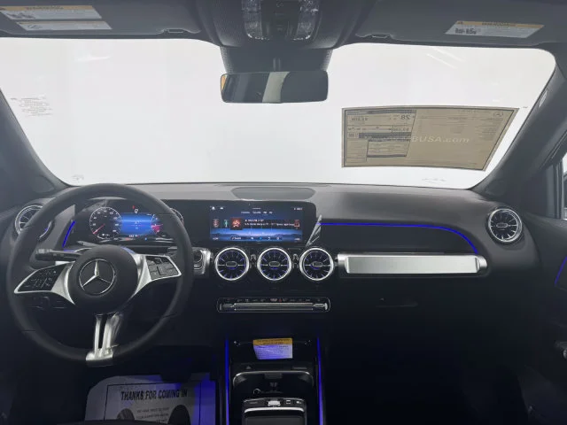 New 2026  Mercedes-Benz GLB 250 image 7